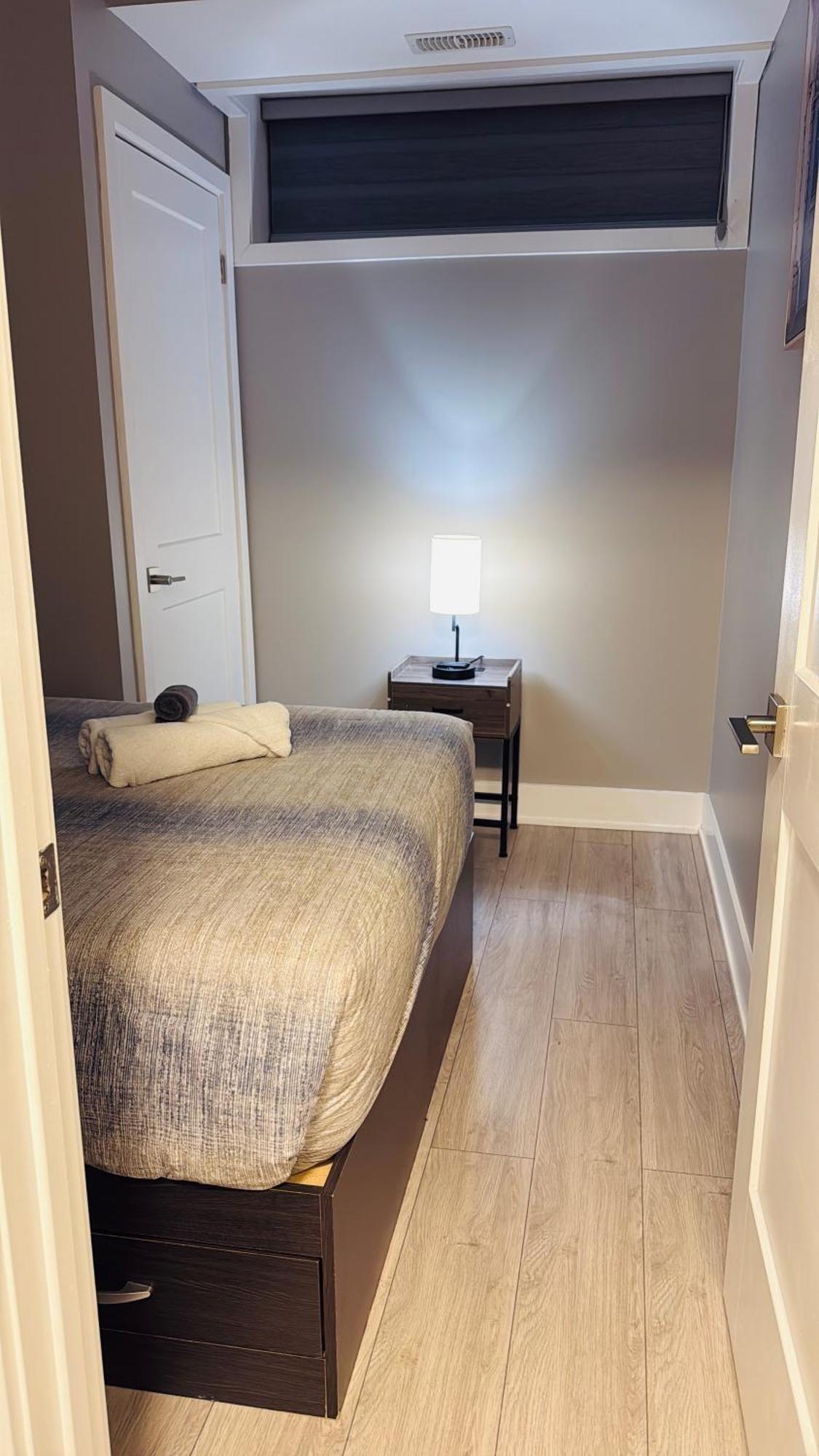 Niagara Getaway Across Fallsview Екстер'єр фото